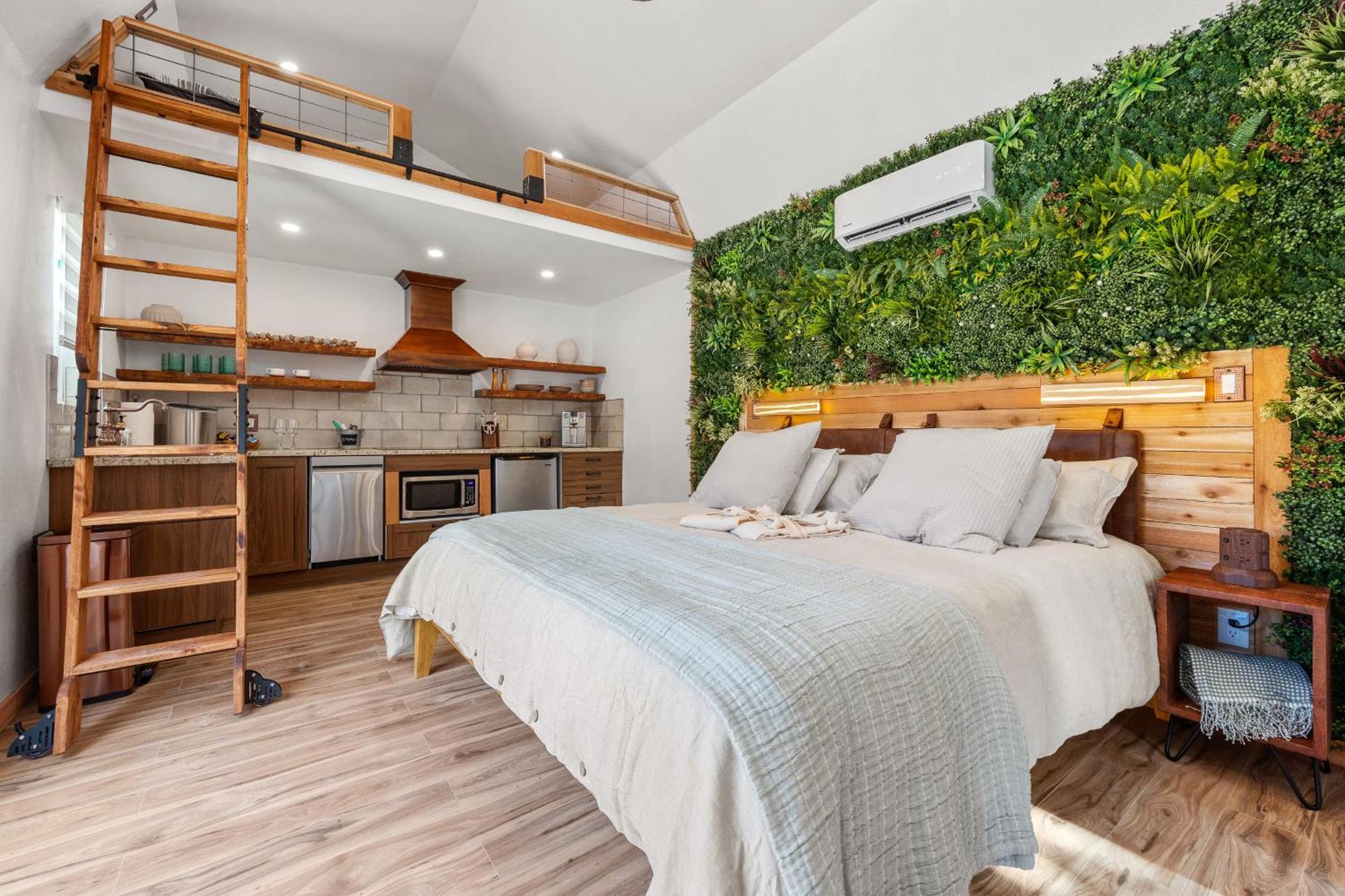 Romantic Luxury Retreat Hot Cold Pool & Sauna Wimberley Dış mekan fotoğraf